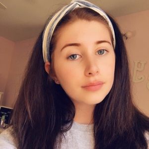 Meet your Posher, Lindsey